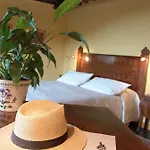Hotel La Sosta Di Ottone Iii 2*