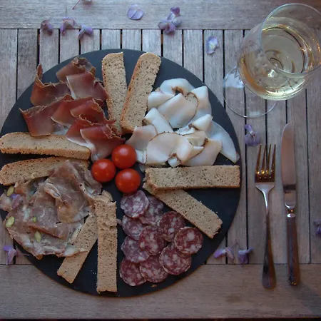 Hotel La Sosta Di Ottone Iii 2*