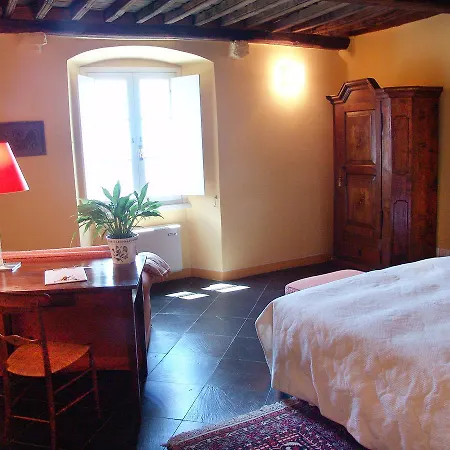 Hotel La Sosta Di Ottone Iii 2*