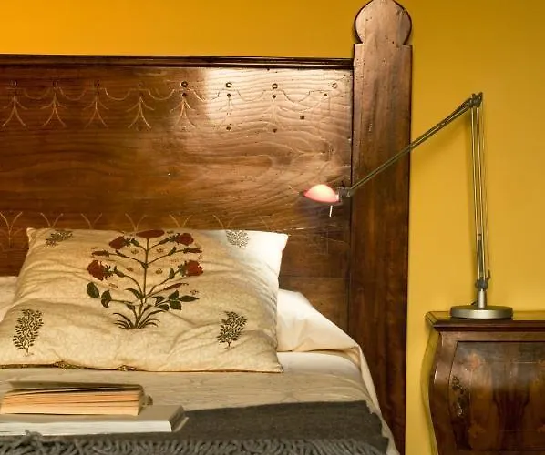 Hotel La Sosta Di Ottone Iii 2*